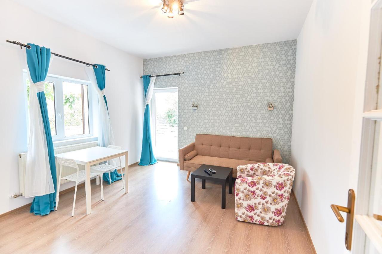 Stanford Aparthotel Gara De Nord Bukarest Exteriör bild