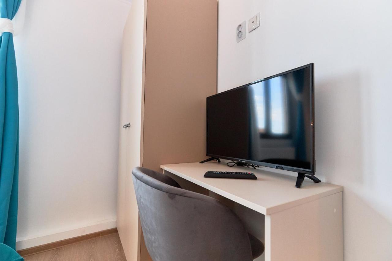 Stanford Aparthotel Gara De Nord Bukarest Exteriör bild