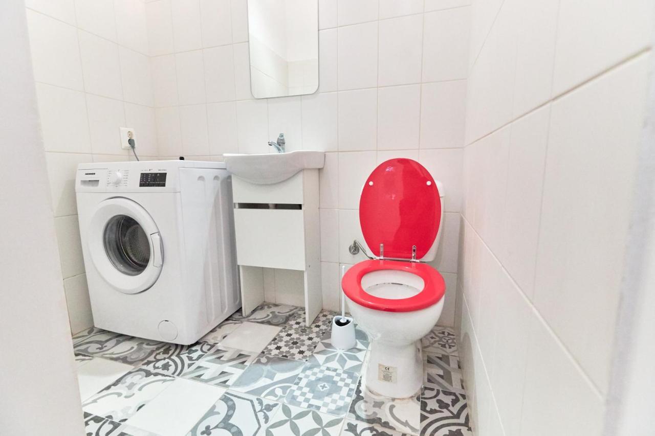 Stanford Aparthotel Gara De Nord Bukarest Exteriör bild